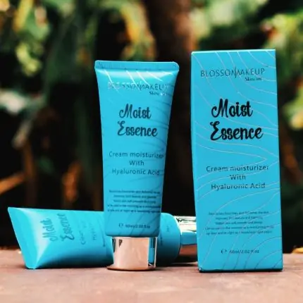 Blossom Makeup Moist Essence Moisturizer