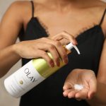 Olay Revitalizing &  Hydrating Body Lotion With Vitamin C (502ml) - Image 2