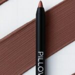 Wynkk Pillow Talk Lip Liner